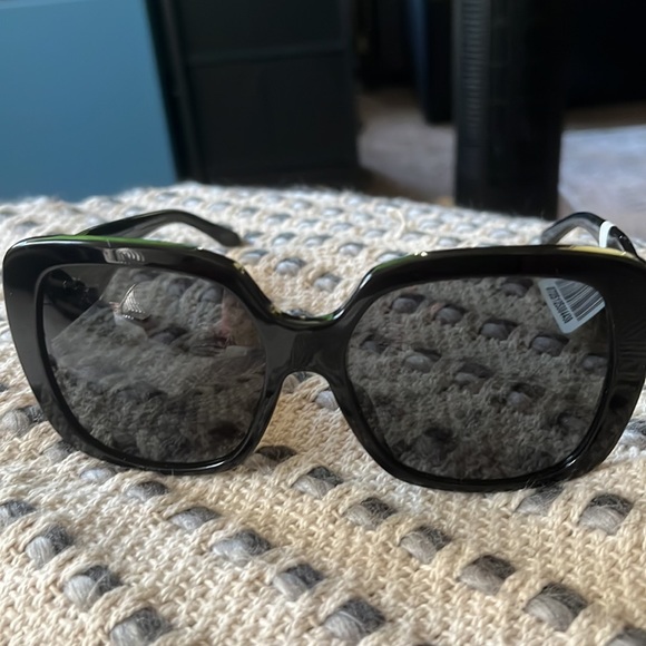 NWT Tory Burch Square Sunglasses - Picture 8 of 8